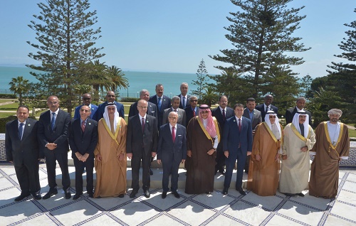 Saif bin Zayed heads UAE's delegation to the meeting of Arab Interior Ministers Council in Tunisia 